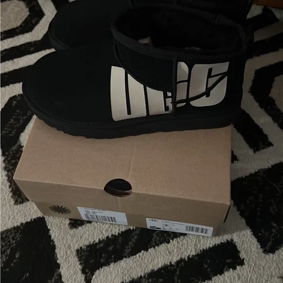 Ugg ultra mini - Picture 3 of 9